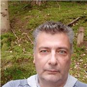 Bonjour Enseignant en mathématiques et physique chimie, je vous propose mes services pour des cours particuliers